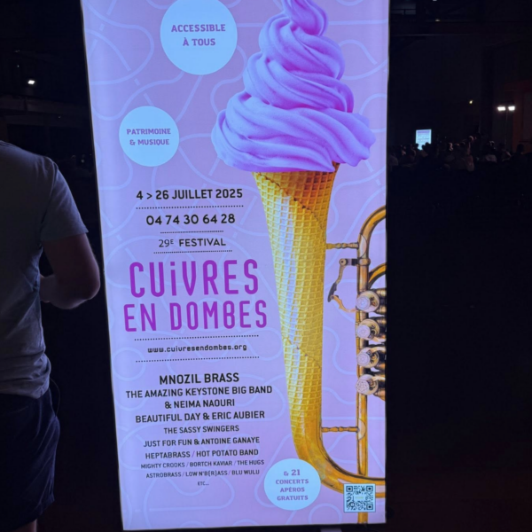 Lightbox pliable — L&A Communication